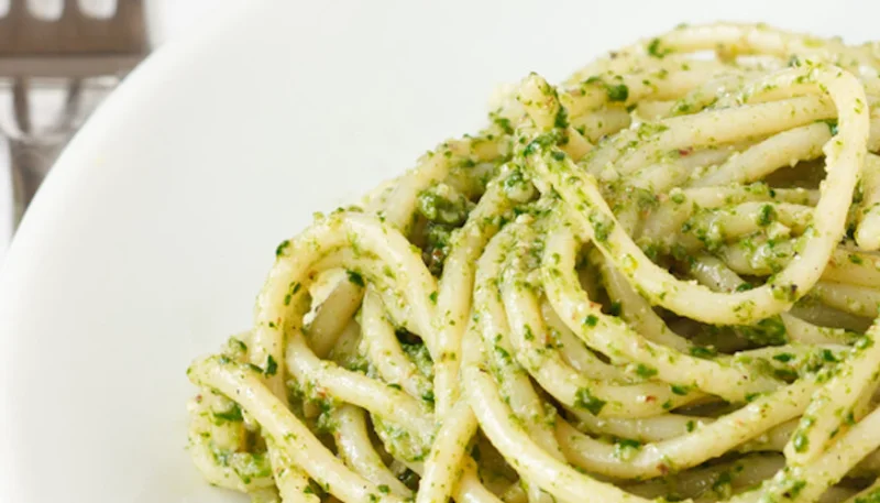 Spaghetti aux épinards et chèvre