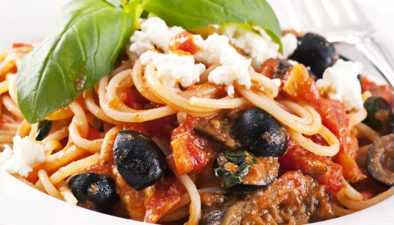 Spaghetti chèvre et olives