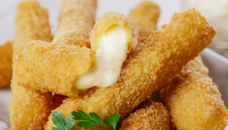 Sticks de mozzarella panée