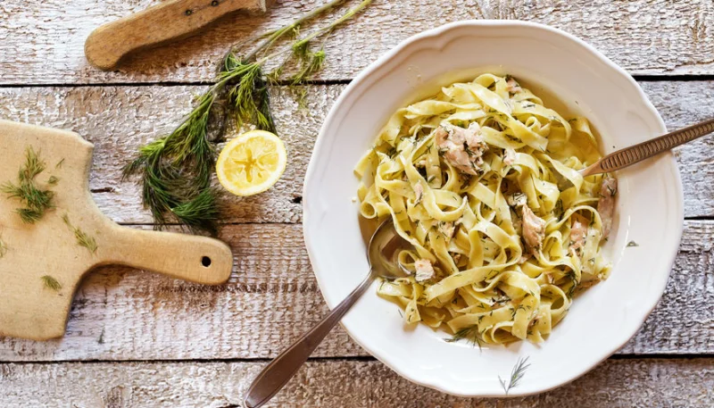 Tagliatelles au pesto de noix