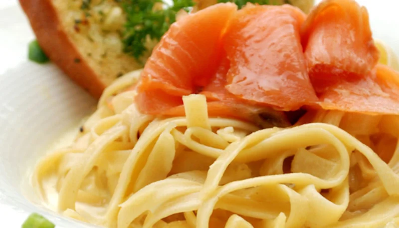 Tagliatelles au saumon et gingembre