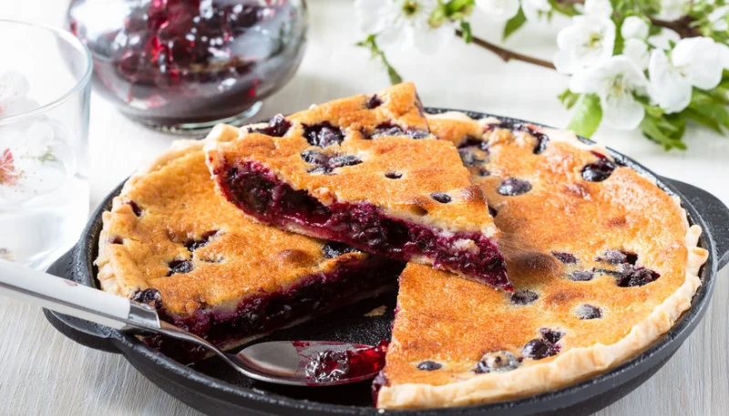 Tarte au cassis à la poêle