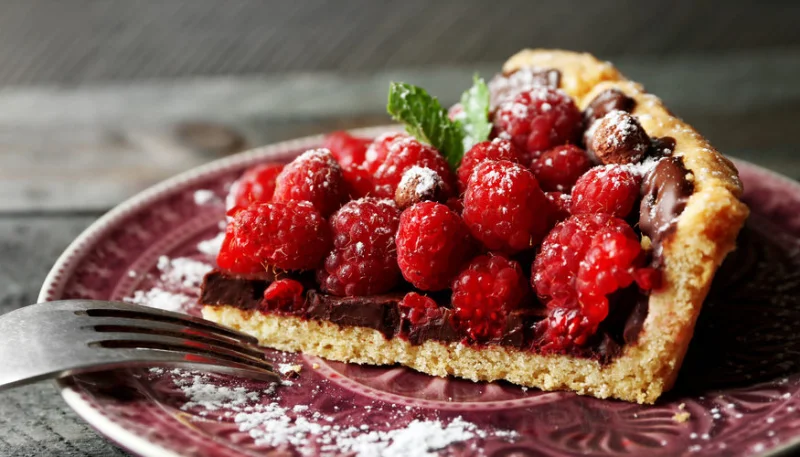 Tarte au chocolat et aux framboises