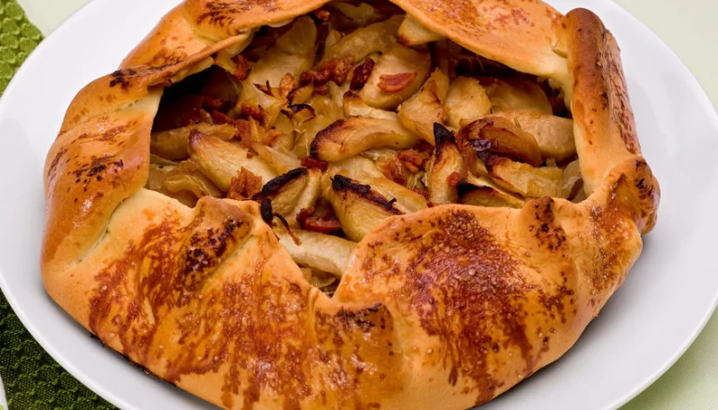 Tarte aux pommes et aux oignons