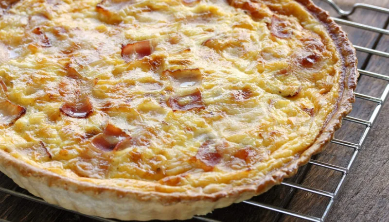 Tarte fondante au reblochon et jambon