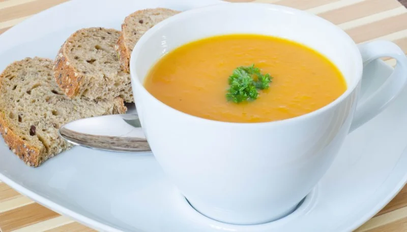 Velouté carottes poireaux et pommes de terre