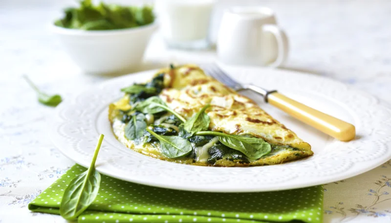 Omelette au thon et aux épinards