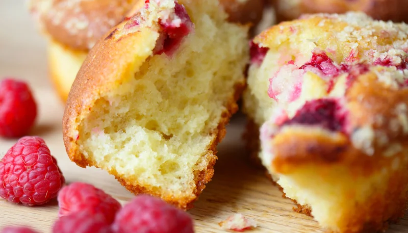 Gâteau au yaourt aux framboises