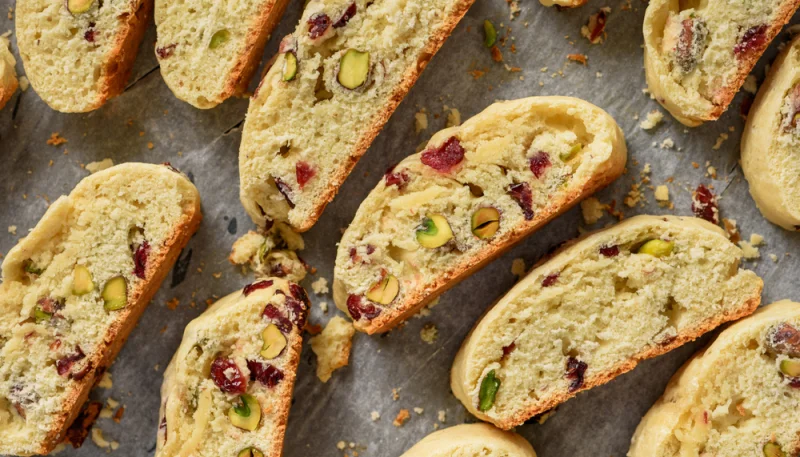 Biscotti aux fruits secs et aux épices