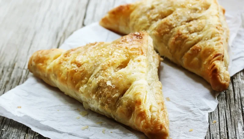 Feuilleté aux pommes et à la cannelle