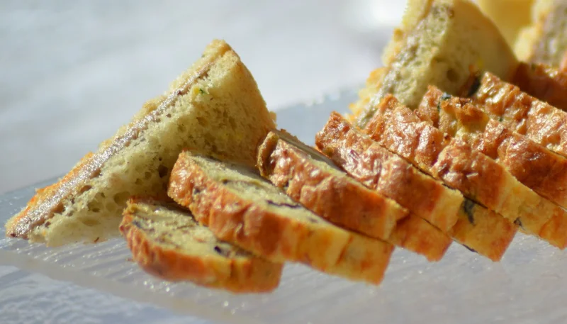 Cake salé aux courgettes et chorizo