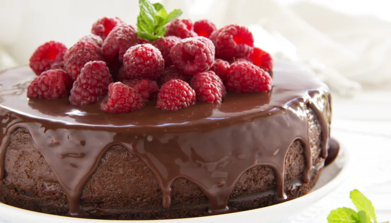 Maxi-gâteau choco-framboises