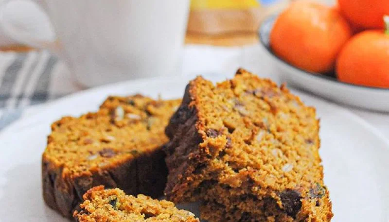Cake gourmand à la courge et aux pépites de chocolat