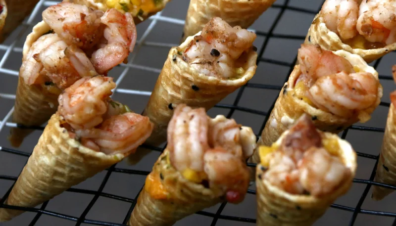 Petits cônes avocat gambas