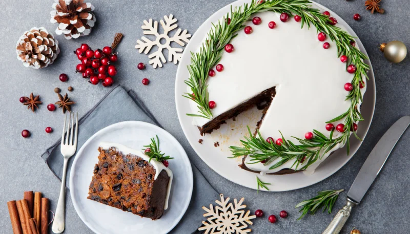 Gâteau de Noël aux épices et fruits confits