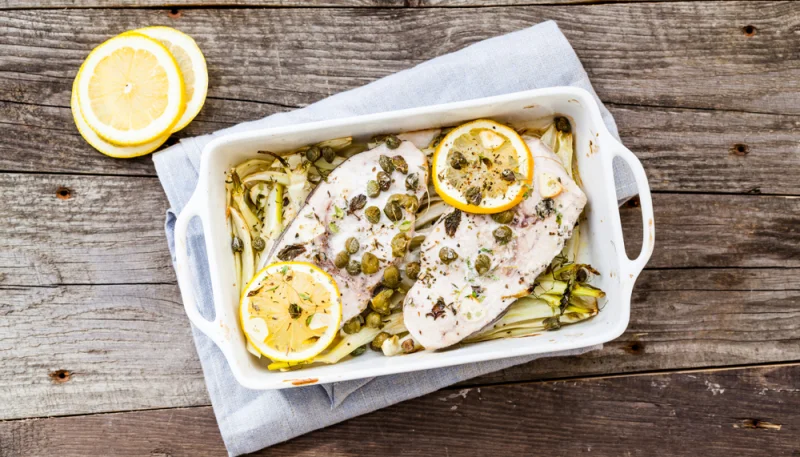 Lotte au citron et aux olives