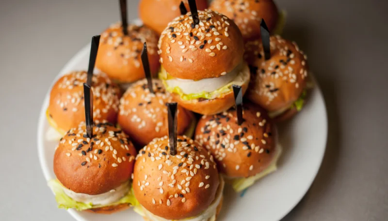 Mini burgers au foie gras et chutney de mangue