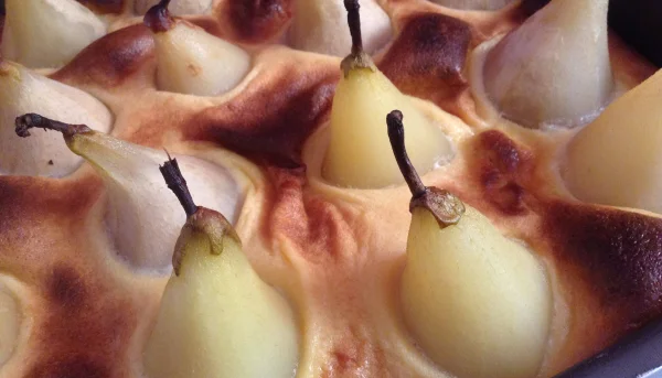 Poires en clafoutis d'amandes