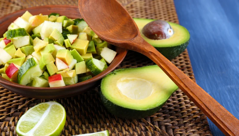 Salade d’avocats au gingembre