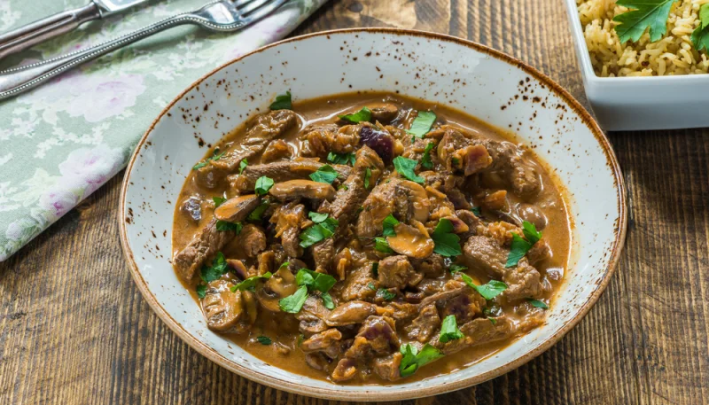 Boeuf Stroganoff