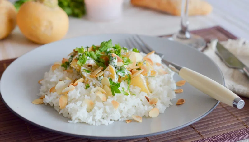 Navets glacés, riz crémeux aux amandes