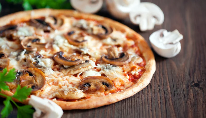 Pizza aux champignons rapide et facile