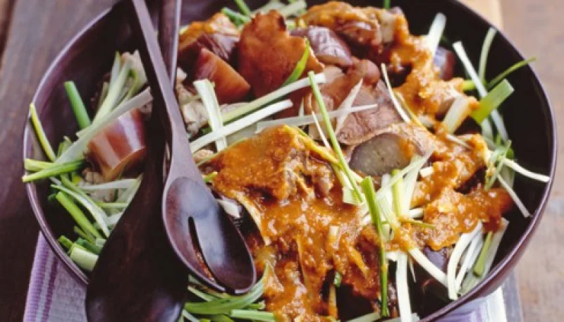 Sauté de veau et aubergines vapeur aux champignons