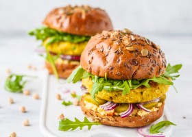 Burger végétarien au steak de pois chiches
