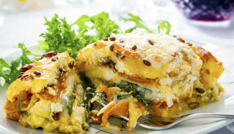 Lasagnes végétariennes à la patate douce, au potimarron et aux épinards