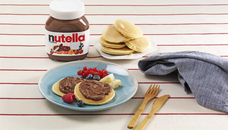 Minis pancakes au Nutella® et aux fruits