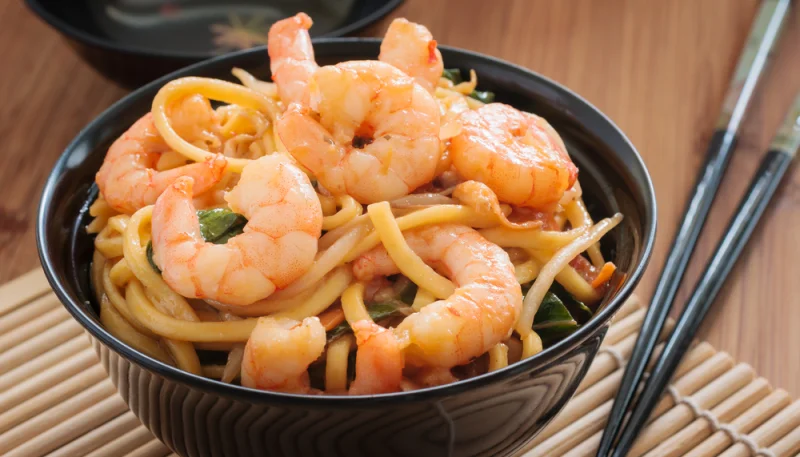 Nouilles sautées à la japonaise