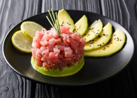 Tartare de thon aux avocats