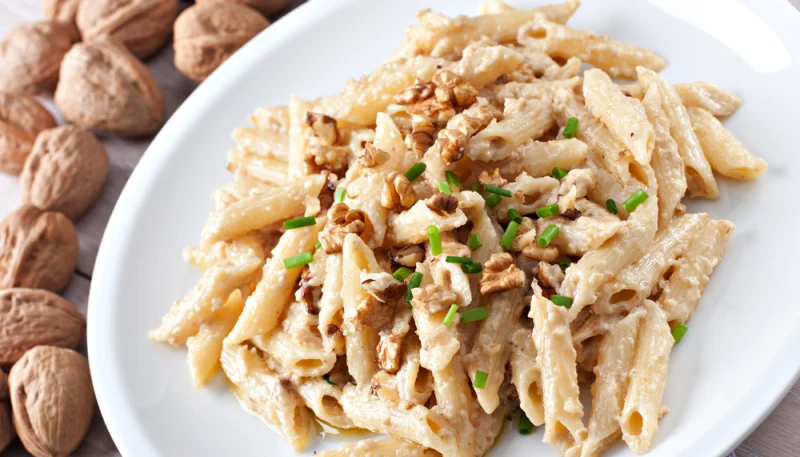 Penne au pecorino et noix