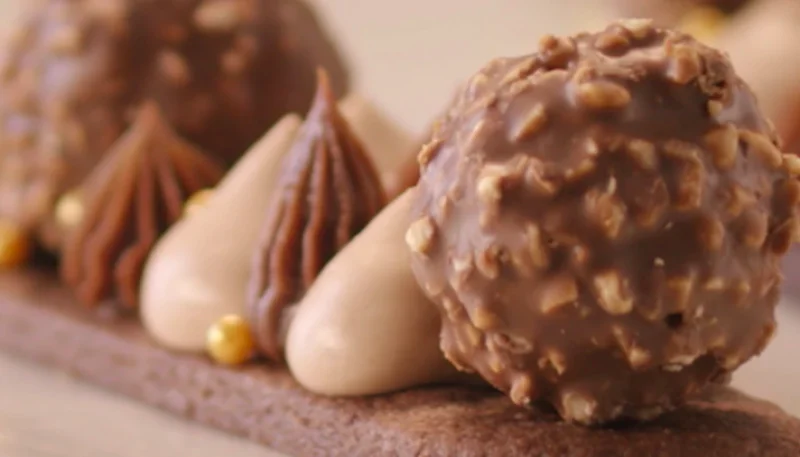 Tartelettes au chocolat et Ferrero Rocher
