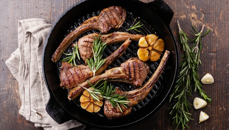 Côtelettes d'agneau à la provençale