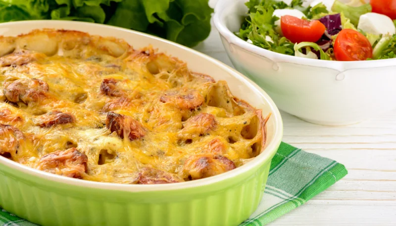 Gratin de pommes de terre aux saucisses de Strasbourg
