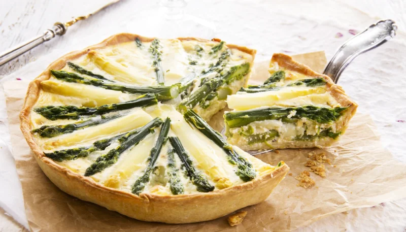 Quiche de Pâques aux asperges et au surimi