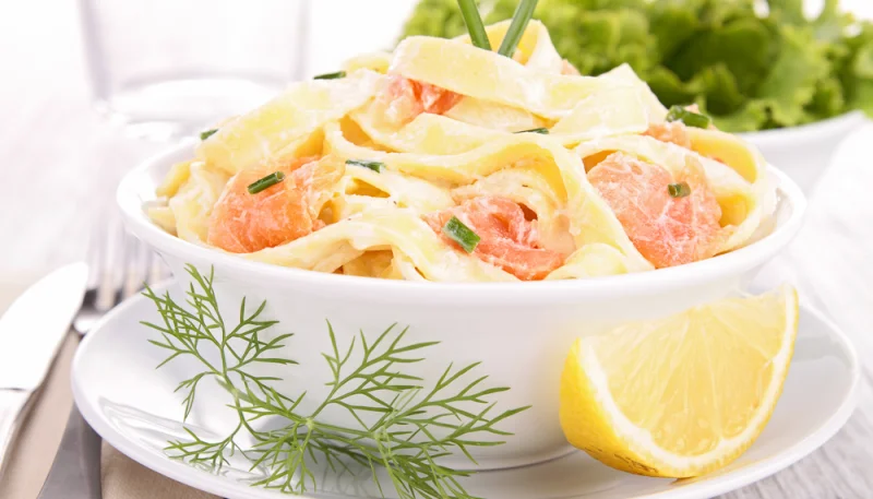 Tagliatelles fraîches au saumon