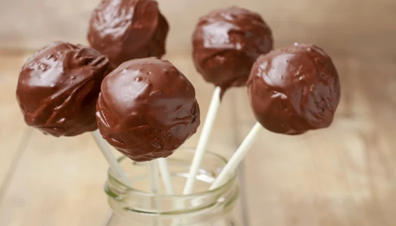 Sucettes boules à la noix de coco