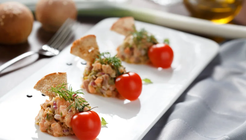 Tartare de thon aux pommes