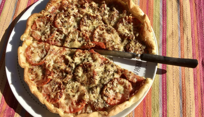 Tarte salée jambon tomates moutarde