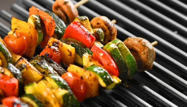 Brochettes de légumes grillés
