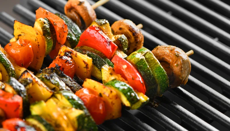 Brochettes de légumes grillés