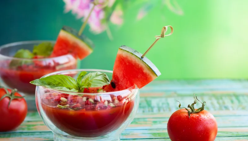 Gaspacho de tomates et pastèque