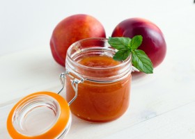 Confiture nectarines menthe