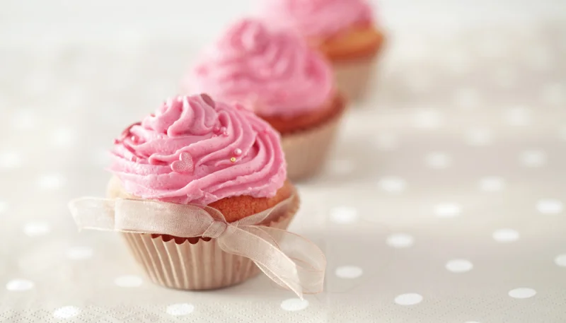 Cupcakes à la vanille et fraise sans gluten