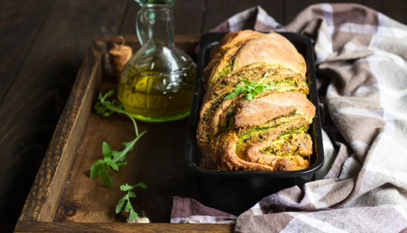 Garlic bread au pesto