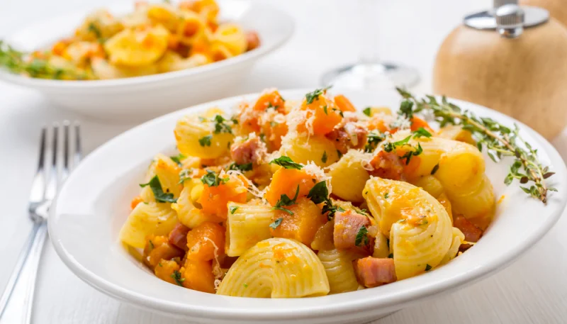 Pâtes carbonara au butternut