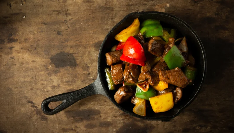 Boeuf laqué aux poivrons