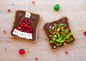 Toasts de Noël aux fruits et au chocolat